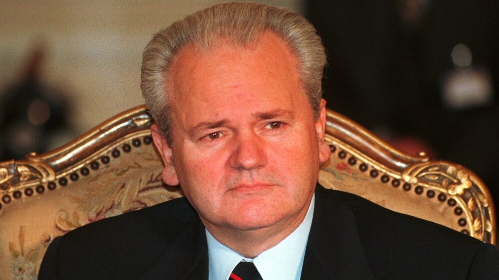 «Посмотрите на нас и запомните», - обращение Слободана Милошевича к нам..