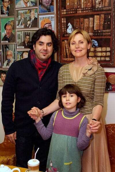 Жанна Агалакова с мужем и дочерью, фото: info-imya.ru