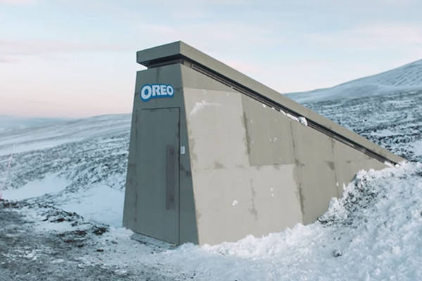В Арктике построили бункер для защиты печенья Oreo от астероидов