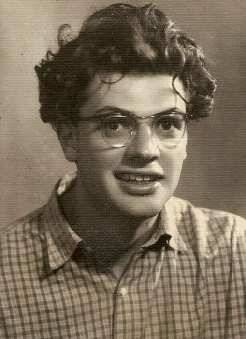 Александр Ширвиндт жил на две семьи. 