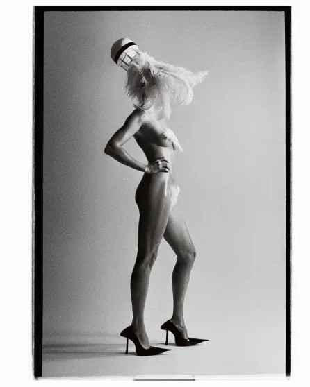 Юлия Коваль полностью обнажилась в новой фотосессии КовальЮлия, Коваль, любит, публику, когда, голой, бадминтон, бизнесмена, 2019м, разбежалась, ревности, общий, бывших, возлюбленных, улице, 11летний, Тимофей, известна, числе, тогда