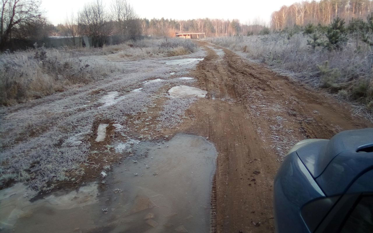 РЖД отрежет от цивилизации поселок в Подмосковье, закрыв ж/д переезд. Говорят, его не существует! переезд, в том, поселка, единственная, сотни, автодорога, полям, переезды, дорога, части, компании, Люберецкого, на просьбу, к санкционированному, отремонтировать, грунтовую, дорогу, перекрывающих, просто, закрыть