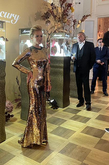 Юбилейный Бал дебютанток Tatler прошел в формате COVID-free, но без масок — и это никого не напугало Новости