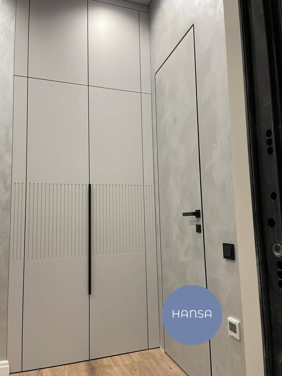 Встроенный шкаф в прихожую от Hansa Mebel 