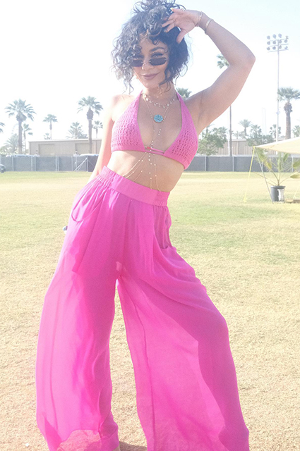 Ирина Шейк, Хейли Бибер, Кендалл Дженнер, Алессандра Амбросио гостят на фестивале Coachella Новости