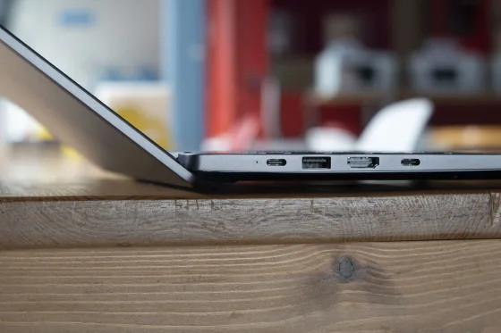 Самый близкий к Macbook Pro 16” ноут на Windows в бюджете менее 100 тысяч рублей