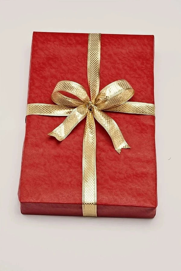 Как красиво упаковать подарок: 5 пошаговых описаний для предметов разной формы подарок, бумаги, коробки, чтобы, бумагу, упаковать, вверх, книгу, стороны, показано, на фото, по центру, бумагой, УПАКОВАТЬ, коробку, можно, загните, верхний, книги, ленты