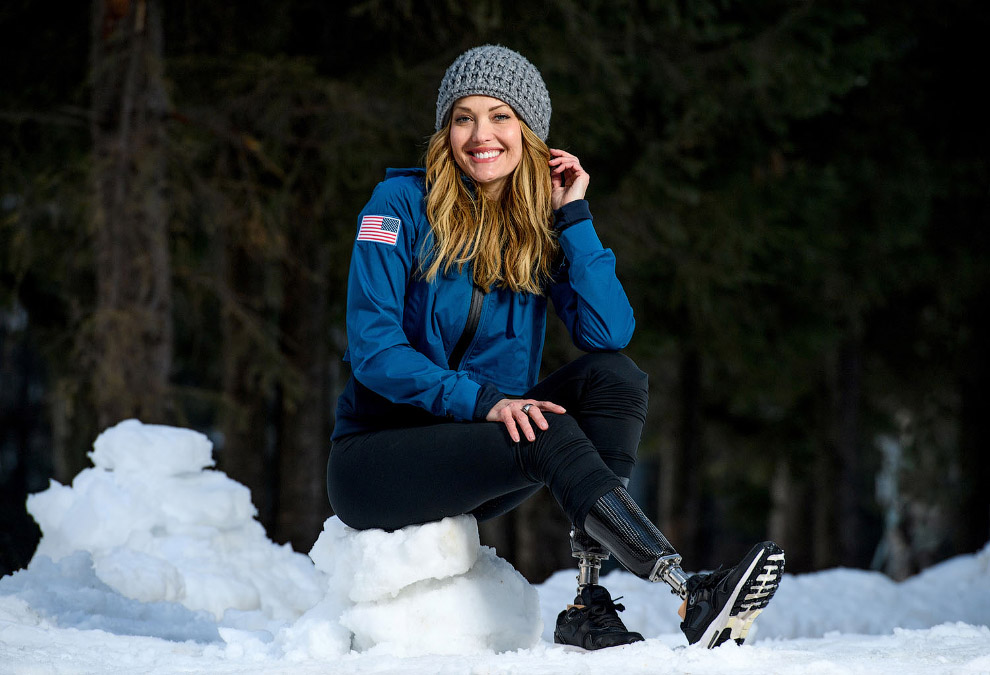 Эми Пёрди — американская пара-сноубордистка, выступающая в сноуборд-кроссе в категории SB (стоячих спортсменов)