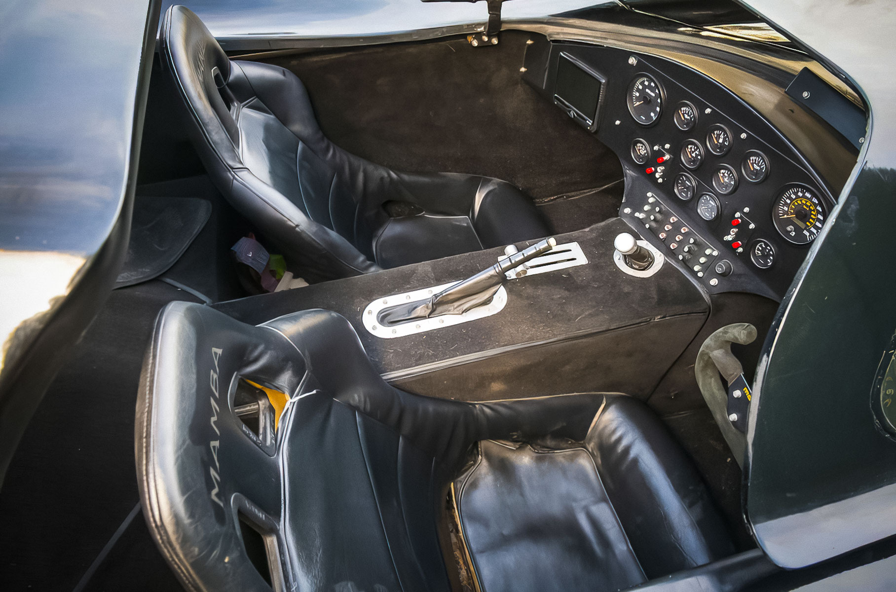 На продажу выставили «Бэтмобиль», на котором можно ездить по дорогам общего пользования Новости