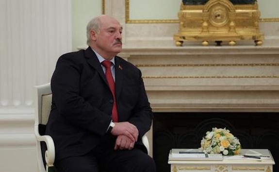 Лукашенко 8-9 мая посетит Россию