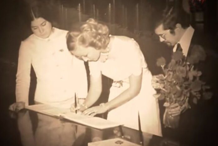 Как красавица-царевна из советской киносказки «Руслан и Людмила» вышла замуж за настоящего миллионера Как красавица-царевна из советской киносказки «Руслан и Людмила» вышла замуж за настоящего миллионера