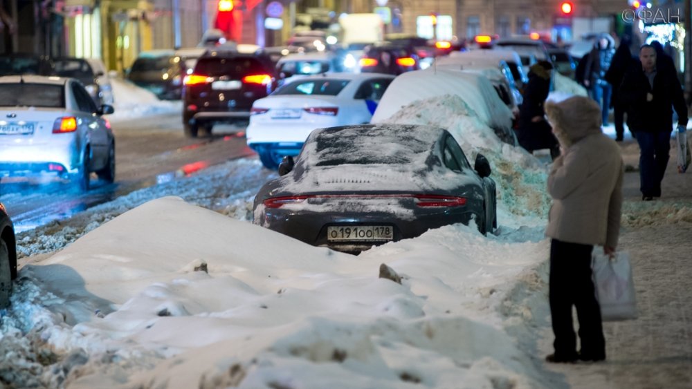 «Слишком мало времени»: что спасет Петербург от снежных завалов