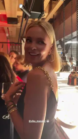 Виктория Манасир отпраздновала 45-летие в кругу семьи и друзей