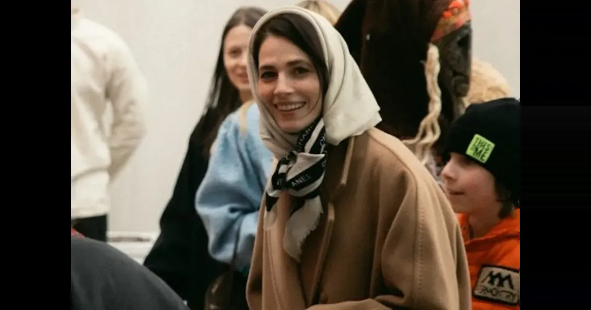 Юлия Снигирь и Евгений Цыганов вышли в свет с сыном