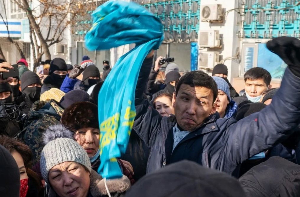«Деколонизаторские мифы» для Казахстана: по украинской дорожке геополитика