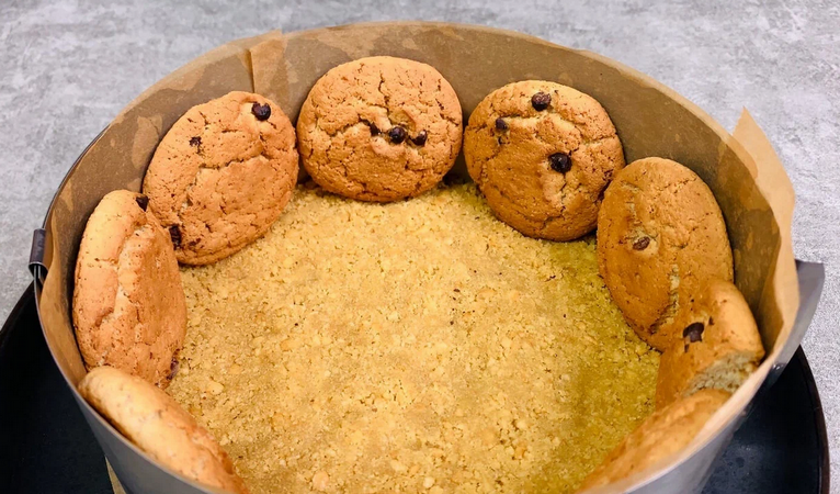 Просто смешиваю и отправляю в холодильник: простейший ДЕСЕРТ к чаю без духовки и возни (не жирный и очень вкусный)