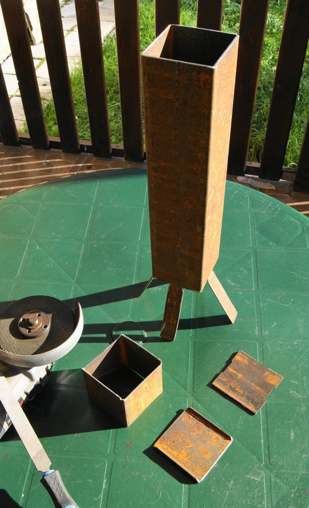 Самодельный генератор холодного дыма для копчения Самодельный генератор холодного дыма для копчения самоделкин