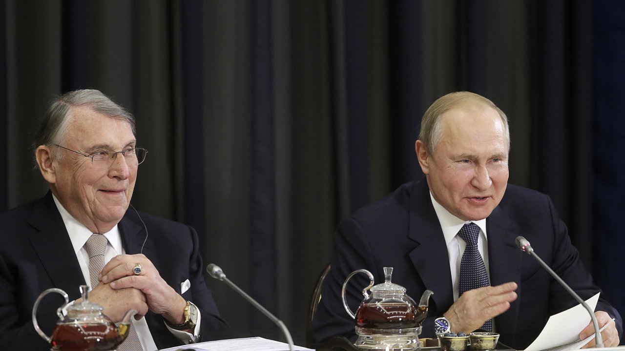 Путин рассказал немецким бизнесменам о достижениях российской экономики