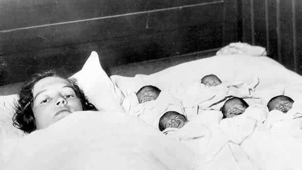 «Нас выставляли как животных в зоопарке»: история уникальных пятерняшек — сестер Дион, которых отец продал за 0 тыс. девочки, ОливЭдуард, девочек, сестры, близняшек, чтобы, Эльзир, дочерей, детей, фактически, стали, девушки, которые, несмотря, версии, родители, появились, чудом, контракт, время