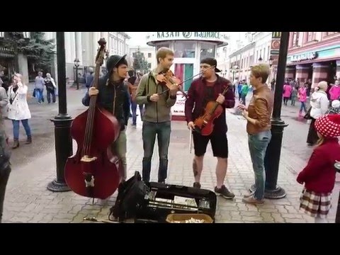 Девушка супер спела песню "Такого, как Путин" Девушка супер спела песню "Такого, как Путин"