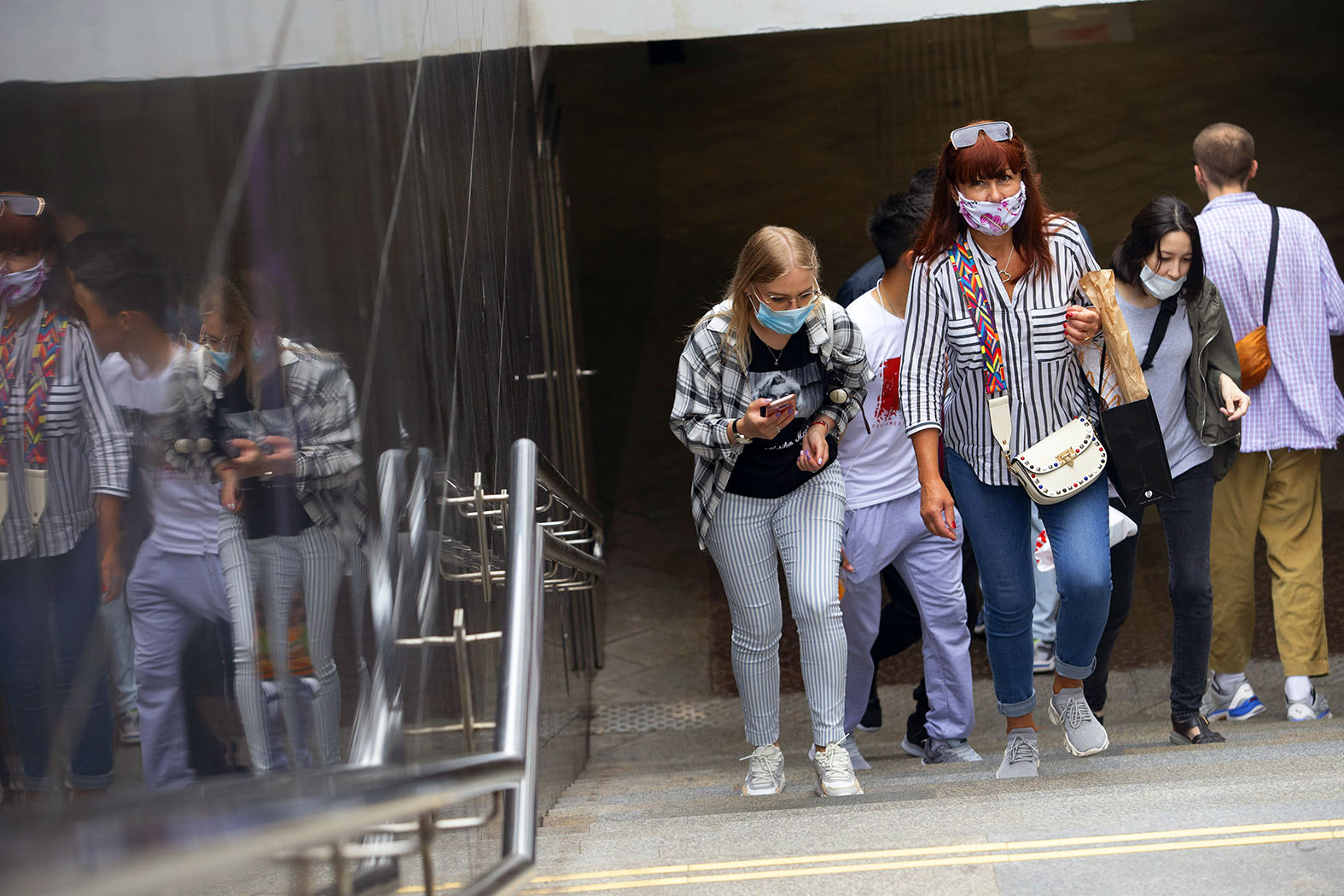 Ждут отмашки: Вакцинация или новый карантин Ждут отмашки: Вакцинация или новый карантин россия