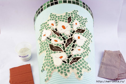 Вы еще не украсили свои цветочные горшки мозаикой? Вы еще не украсили свои цветочные горшки мозаикой? вдохновение