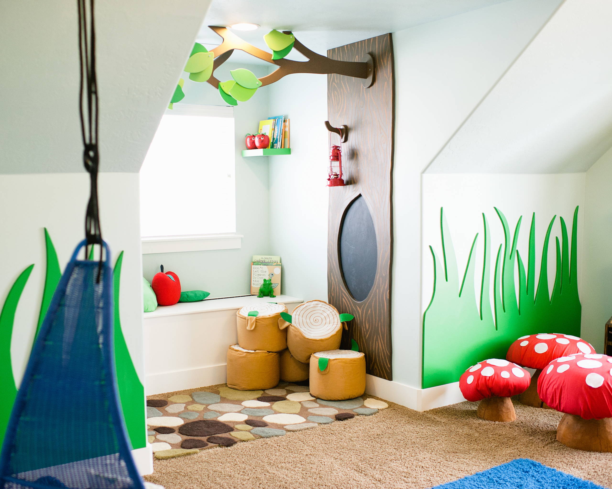 Решение для маленьких детей. Необычная детская комната. Креативные детские комнаты. Оригинальные детские комнаты. Необычный интерьер детской.
