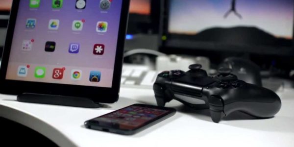 Поддержка геймпадов Xbox и PS4 превратит iPad в игровую консоль ipad,iphone,Игры,консоли