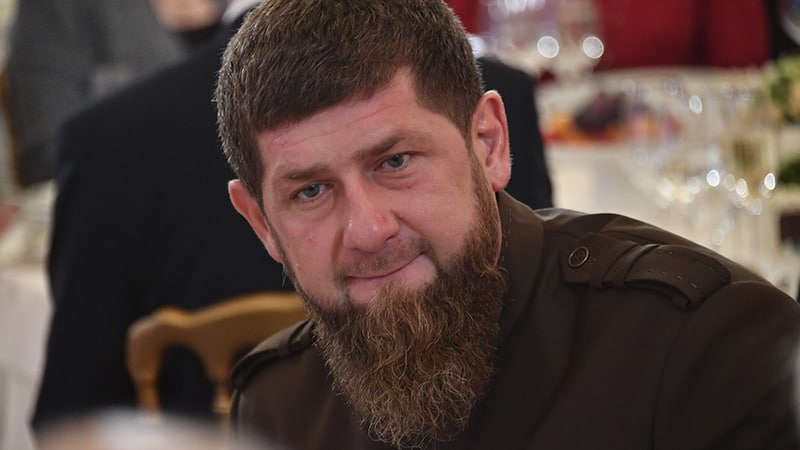 Кадыров сообщил об обстреле ВСУ собственных позиций в связи с паникой Кадыров сообщил об обстреле ВСУ собственных позиций в связи с паникой Армия,Украина