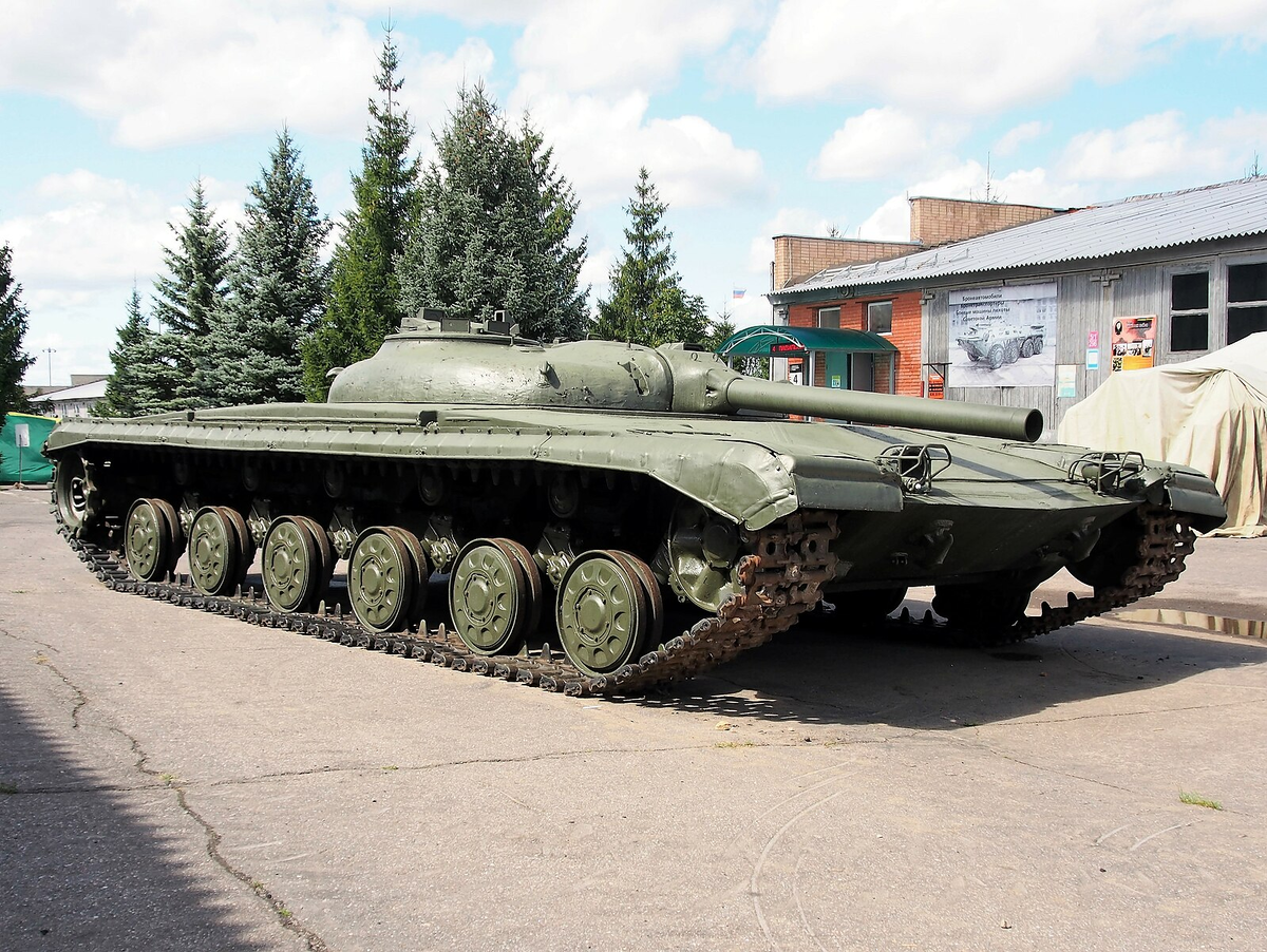 В Японии заинтересовались необычным танком, разработанным советскими конструкторами. Речь идет об "Объекте 775", который считался оружием будущего.-5