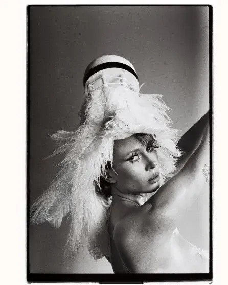 Юлия Коваль полностью обнажилась в новой фотосессии КовальЮлия, Коваль, любит, публику, когда, голой, бадминтон, бизнесмена, 2019м, разбежалась, ревности, общий, бывших, возлюбленных, улице, 11летний, Тимофей, известна, числе, тогда