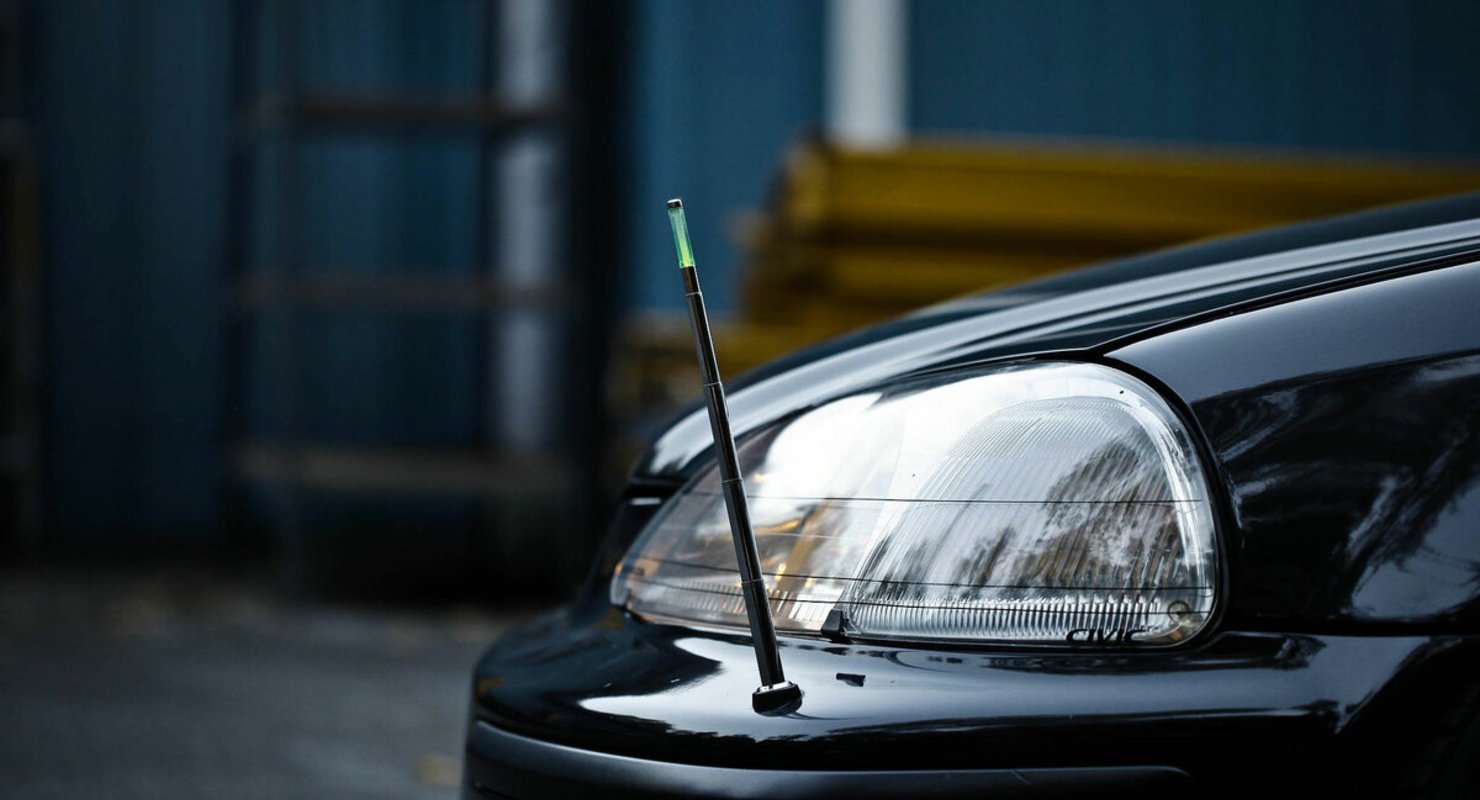 Для чего нужны антенны на старых автомобилях из Японии