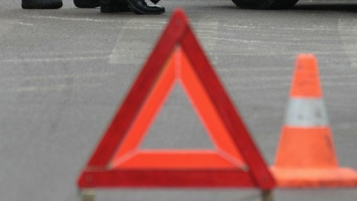 Дептранс сообщил о столкновении трех машин на внешней стороне МКАД