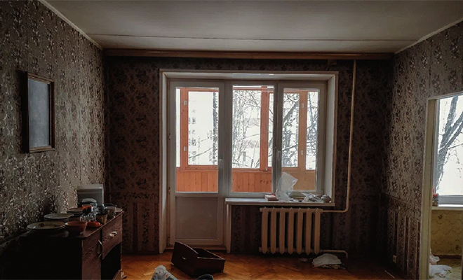 На севере Москвы люди увидели пустую многоэтажку. Подведен свет и вода, а квартиры стоят пустые можно, словно, впечатление, здесь, совершенно, ценностей, бежали, жильцы, бывшие, создалось, мебели, разобранной, одежды, предметов, комнатам, разбросанных, Стоимость, поисках, квартир, перебирать