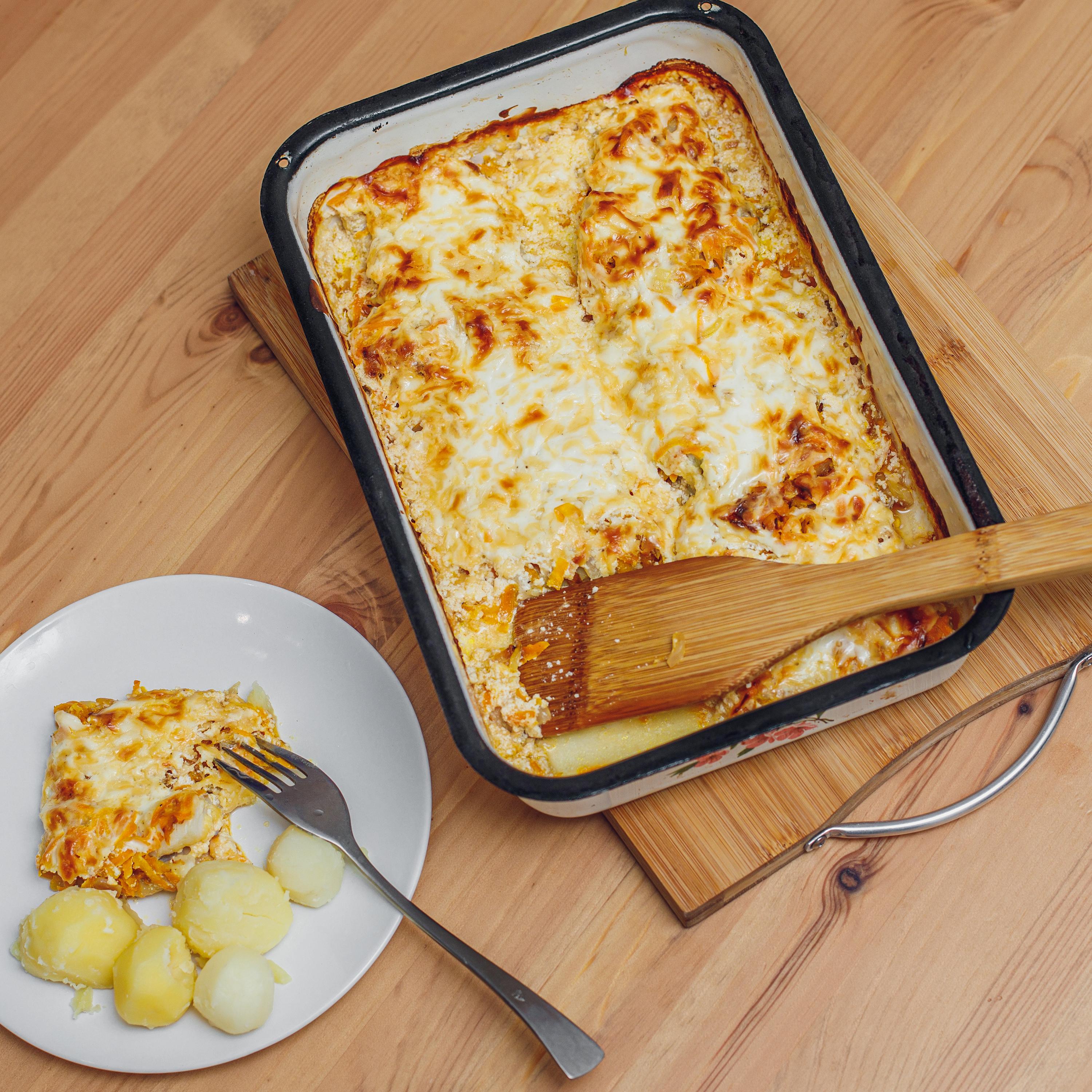 Самый лучший рецепт запеченого минтая под сырной корочкой нужно, минтая, минут, блюдо, терке, морковь, этого, минтай, сырной, хрустящей, духовку, можно, натереть, всего, маслом, Затем, достать, тщательно, заранее, шапку