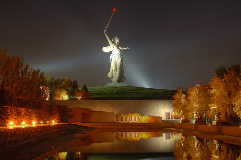 Картинка мамаев курган родина мать