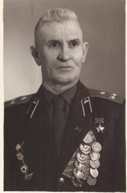 Анатолий Рафтопулло. Из трактористов в танковые асы Анатолий Рафтопулло. Из трактористов в танковые асы Рафтопулло, Анатолий, танков, бригады, войны, танкового, противника, дивизии, после, участие, Анатолия, Анатольевич, составе, время, Отечественной, Великой, полка, районе, батальон, танковой