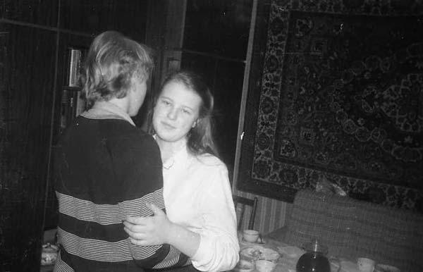 Вечеринка советской молодёжи. Как это было Вечеринка советской молодёжи. Как это было СССР,фоторепортаж