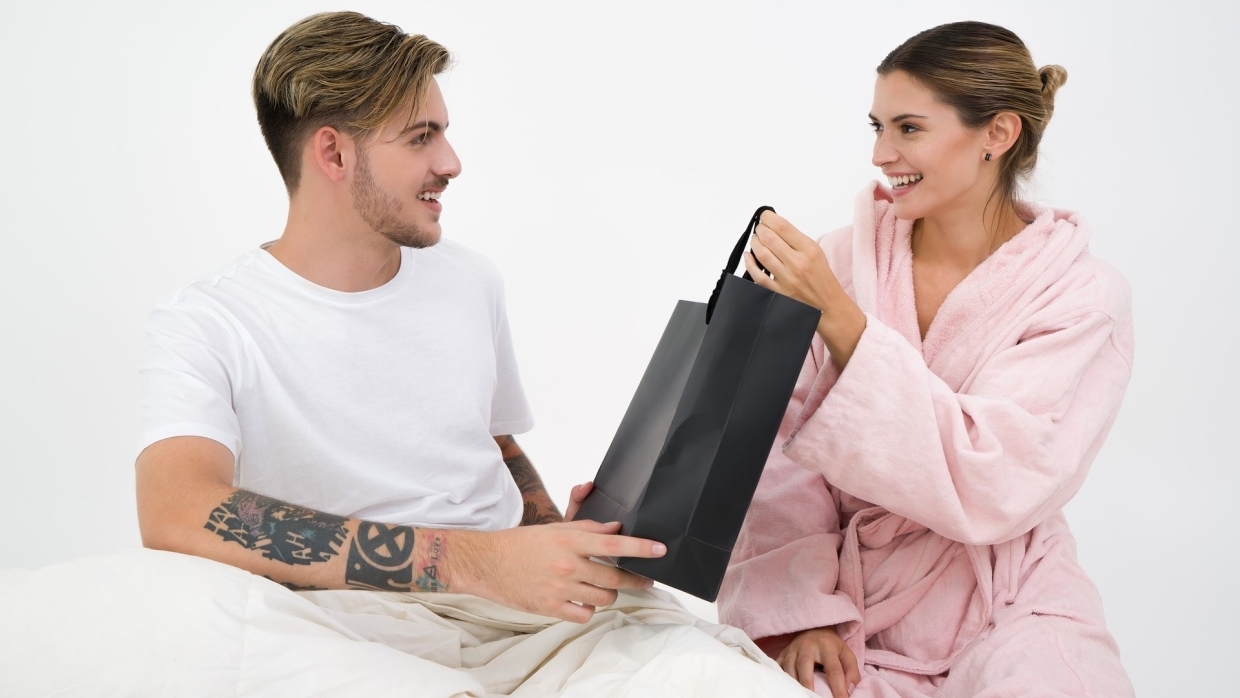 Сексолог Миллер рассказала, чем может быть опасен альфонс Сексолог Миллер рассказала, чем может быть опасен альфонс Общество