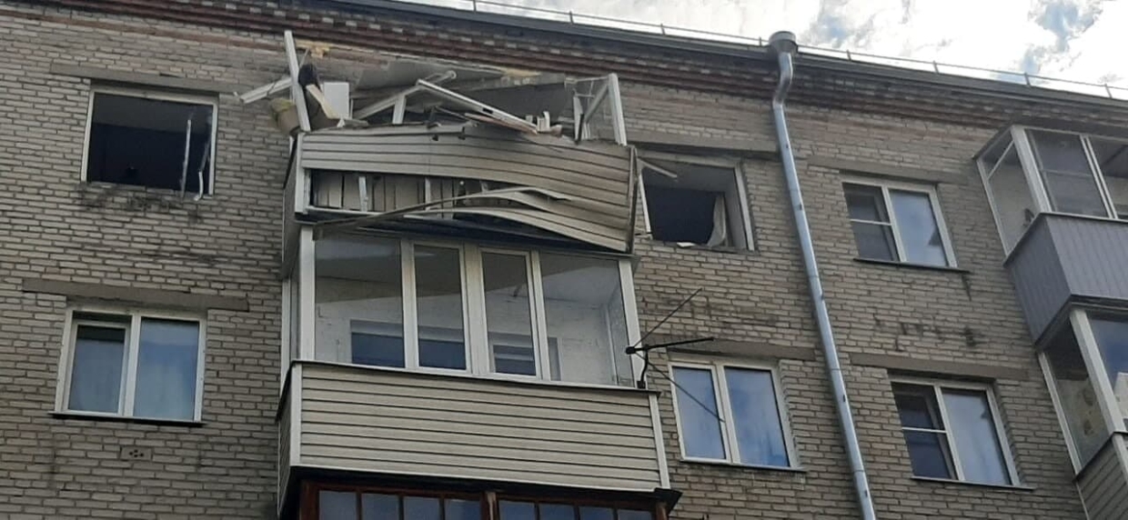 Из-за обрушившегося тайфуна «Непартак» в Японии отменили авиарейсы. События дня Общество