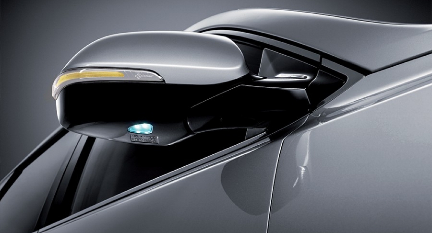 Hyundai покажет обновленный кроссовер Santa Fe летом 2023 года Автомобили