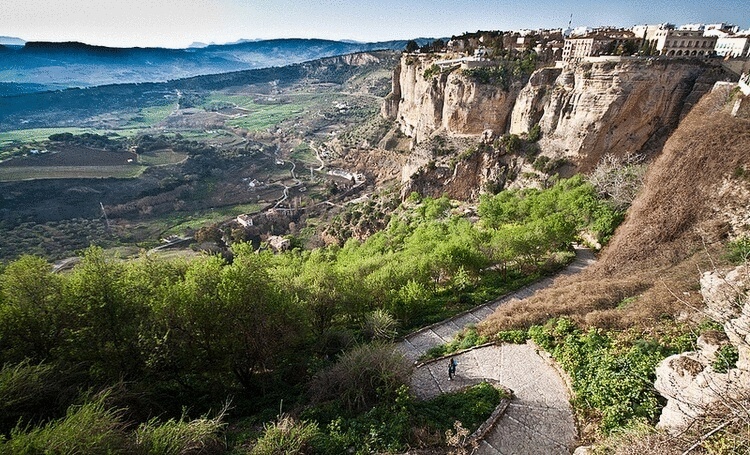 Ронда – удивительный город на скалах в Испании Ронда – удивительный город на скалах в Испании