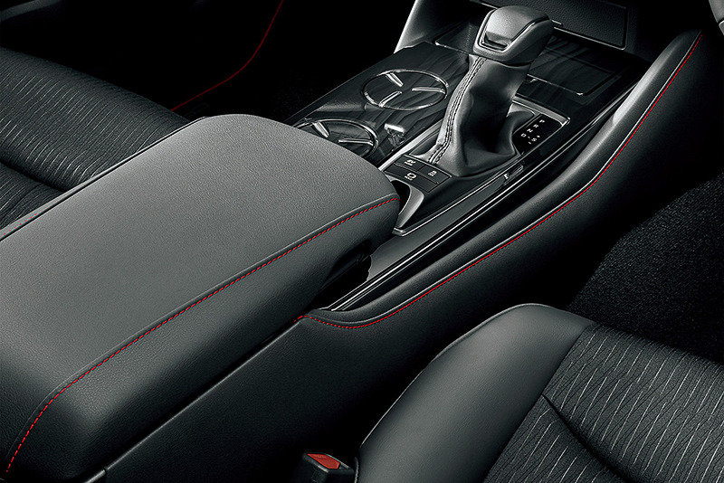 Новая модель для России: первый обзор Opel Grandland X opel grandland x,авто и мото,автоновости