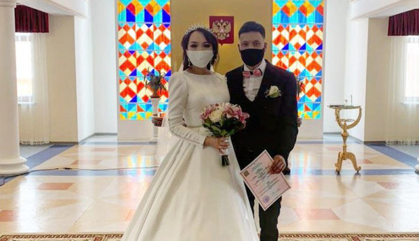 В России из-за коронавируса состоялась первая онлайн-регистрация брака