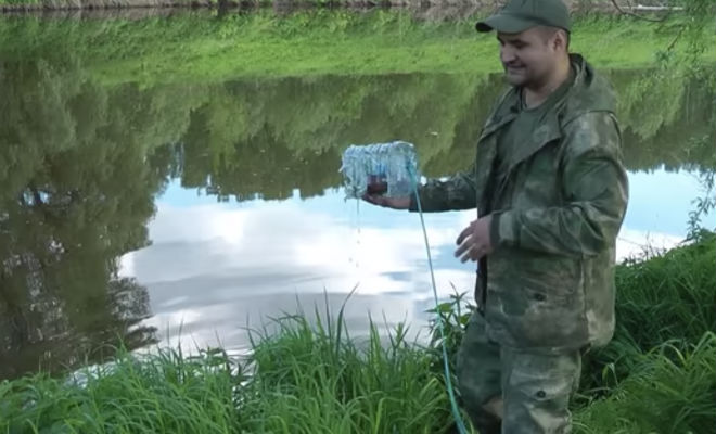 Ловим рыбу без удочки на бутыль из под воды водоем,река,рыба,Тренинг,уловка,хитрость