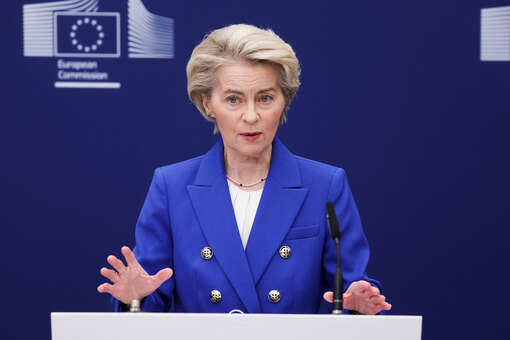 Глава ЕК фон дер Ляйен обвинила Россию в издевательстве над дипломатией