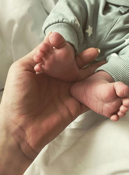 Кети Топурия родила сына от Льва Деньгова: первое фото и имя ребенка Дети,Дети знаменитостей