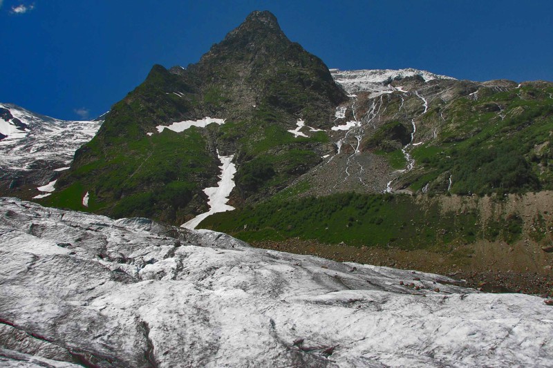 Алибекский ледник: красивый, доступный и опасный Домбай, алибекский, горы, ледник