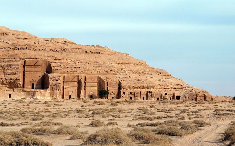 Хегра: древний город набатеев, вырубленный в скалах посреди пустыни Путешествия,фото