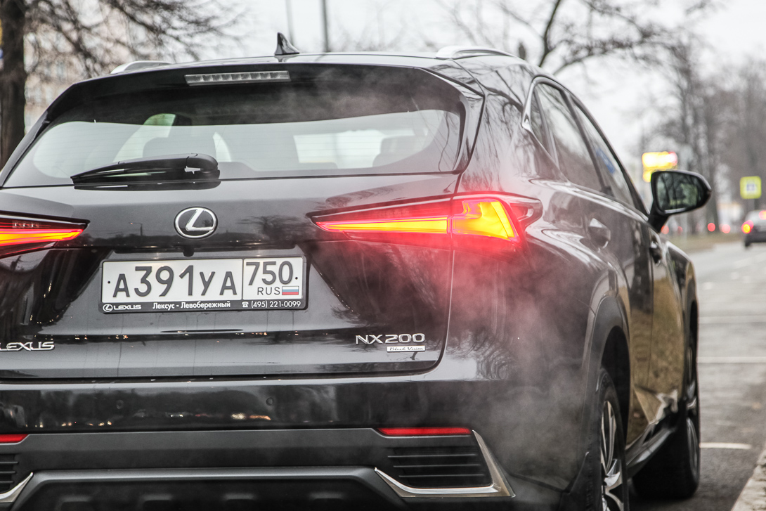 Тест-драйв: Lexus NX 200 Black Vision